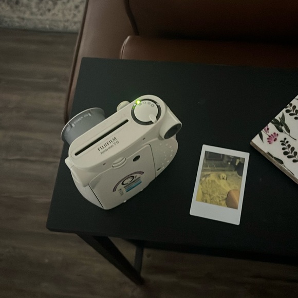 Fujifilm Instax Mini 7S - Picture 3 of 4